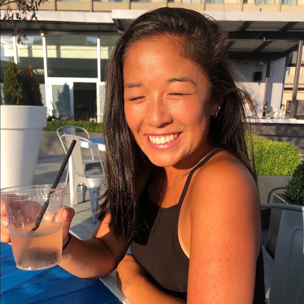 Meet your Posher, Claire